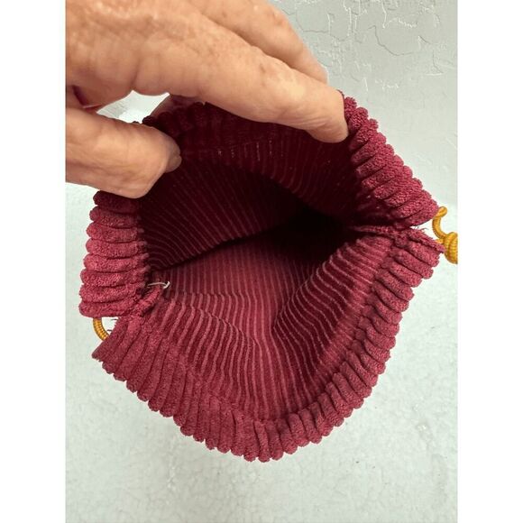 3 for $10 Ipsy September 2020 Glam Bag Plus Drawstring Maroon Ribbed Makeup Cosm - Picture 3 of 5